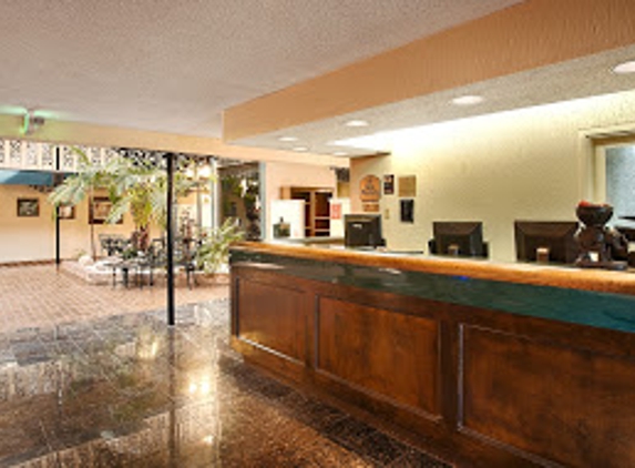 SureStay Plus Hotel by Best Western Baton Rouge - Baton Rouge, LA