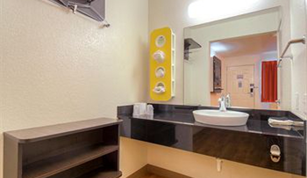 Motel 6 - Chula Vista, CA