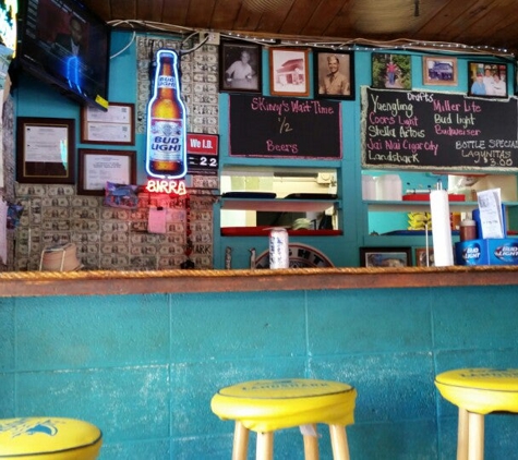 Skinny's Place Inc - Holmes Beach, FL