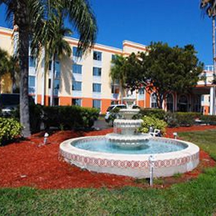 Best Western Fort Myers Inn & Suites - Fort Myers, FL