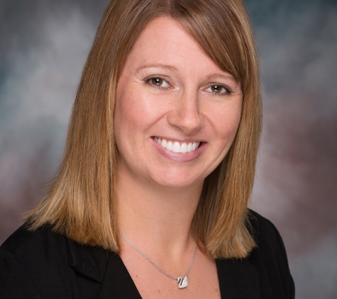 Dr. Stephanie Gruenes DDS - Center for Cosmetic Dentistry - Becker, MN