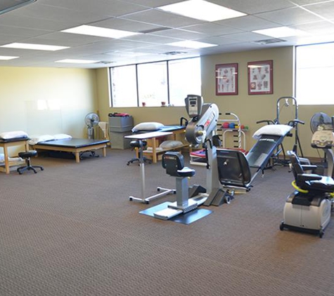 Husker Rehabilitation & Wellness Center - Lincoln, NE