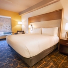 Holiday Inn Hotel & Suites Oakland - Airport