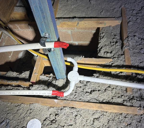 Alpha Electrical Contractors Ec8508 - Fremantle, WA. Drain tubes not even joined properly!