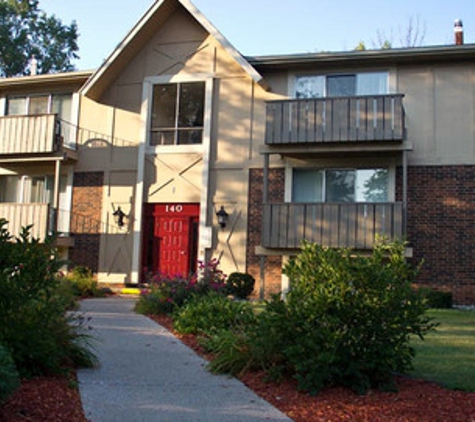 Camelot Place Apartments - Saginaw, MI