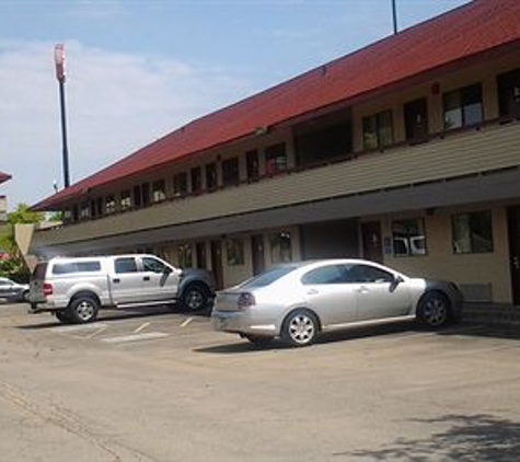 Red Roof Inn - Medina, OH