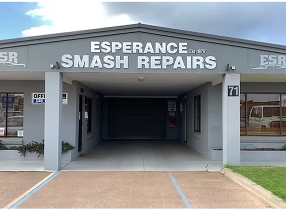 Esperance Smash Repairs - Castletown, WA