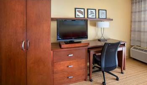 Courtyard by Marriott - Mahwah, NJ