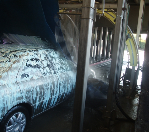 7 Flags Car Wash, Detail, Oil Change and self service car wash - Fairfield, CA