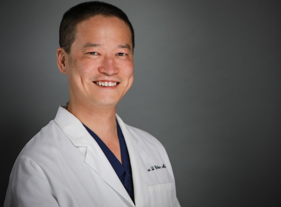 Dr. Robert L Chen, MD - Lawrenceburg, TN