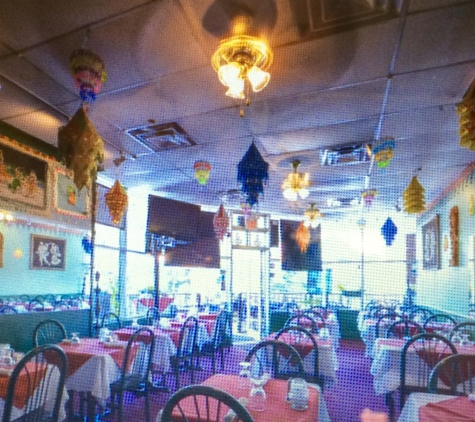 Desi Spice Atlanta - Atlanta, GA. Indoor seating - also outdoor when weather permits.