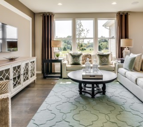 Naper Commons by Pulte Homes - Naperville, IL