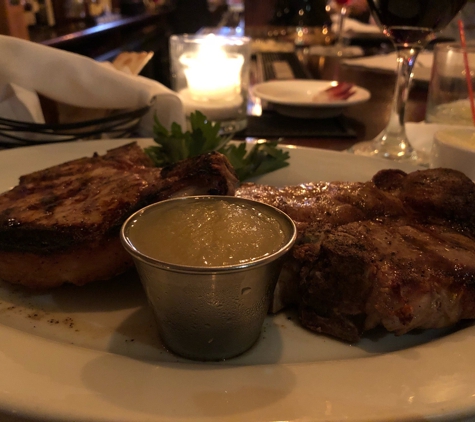 Frankie & Johnnie's Steakhouse - New York, NY