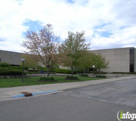 Adat Shalom Synagogue - Farmington Hills, MI