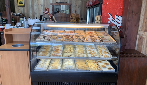 Ruthy's Bakery - Davie, FL. Yummy pastries