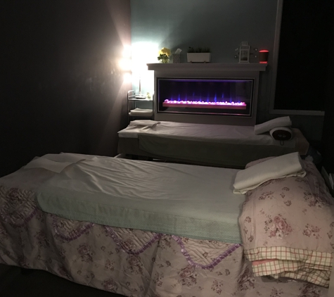 Sol Spa - Englewood, NJ. Body room for couples