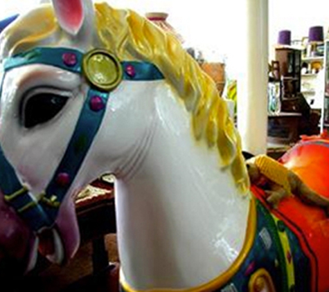 Antiques Goods & Chattels - Bakery Hill, VIC