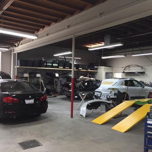 Precision Auto Body - Reseda, CA