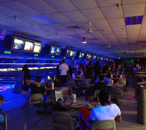 Brunswick Zone - Melbourne, FL