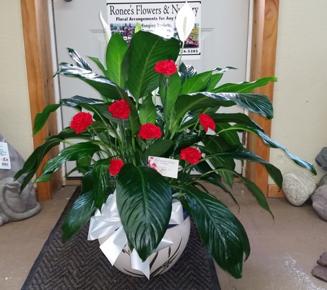 Ronees Flowers & Nursery - Greenbush, MI