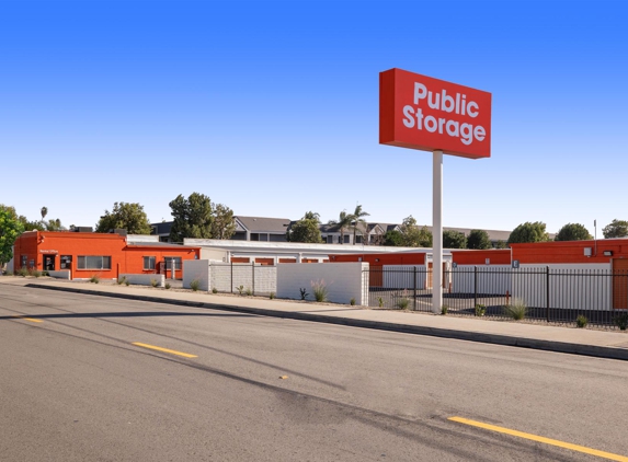 Public Storage - Redlands, CA