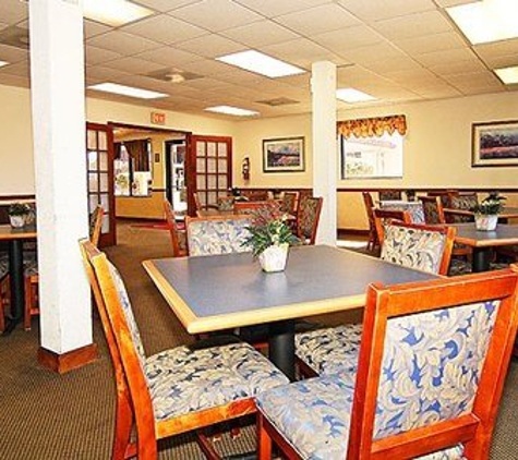 Econo Lodge - Columbus, GA