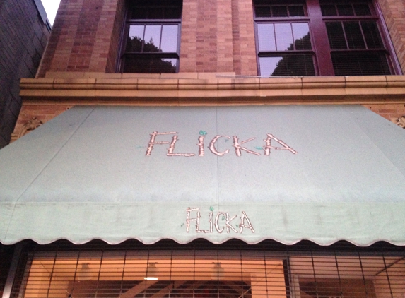 Flicka Children's Clothing Boutique - Los Angeles, CA. Signage