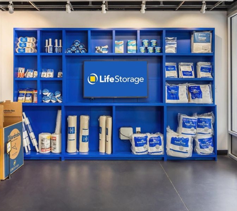 Life Storage - Brooklyn, NY