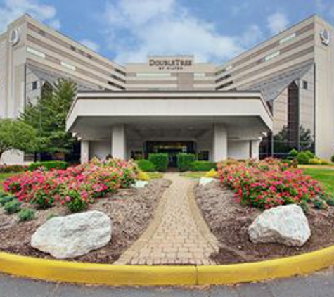 DoubleTree by Hilton Hotel Newark Airport - Newark, NJ