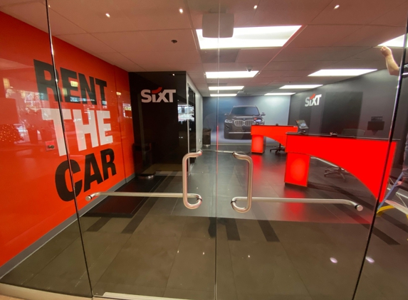 SIXT Rent a Car Pasadena Downtown - Pasadena, CA