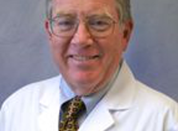 James C Farris MD - La Follette, TN