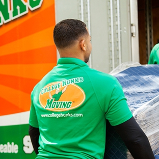 College HUNKS Hauling Junk & Moving - North Charleston, SC