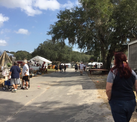 Renninger's Antique Center - Mount Dora, FL