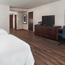 Hilton Garden Inn Burbank Los Angeles - Hotels