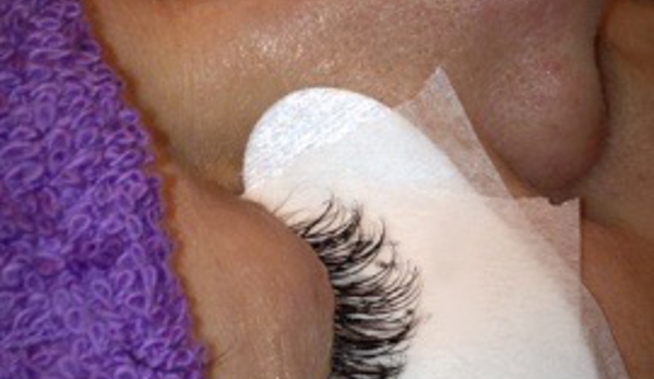 Teddy Eyelash Extensions - Grosse Pointe, MI