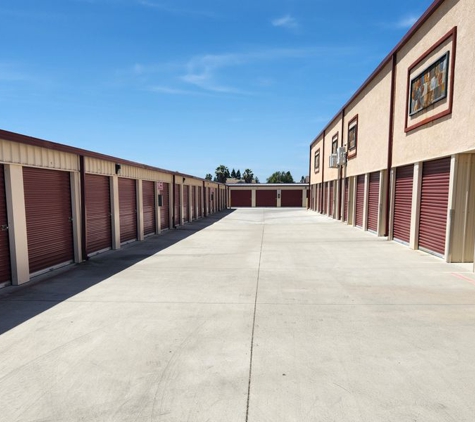 Life Storage - West Sacramento, CA