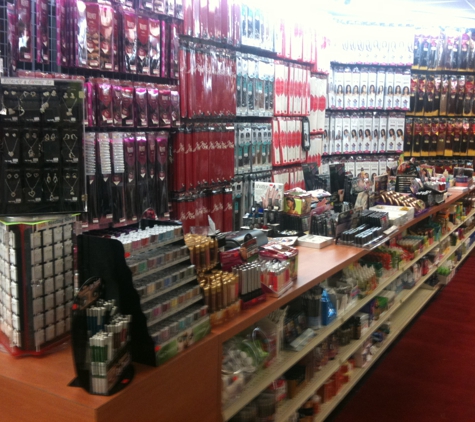 Classy Girl Beauty Supply - Margate, FL