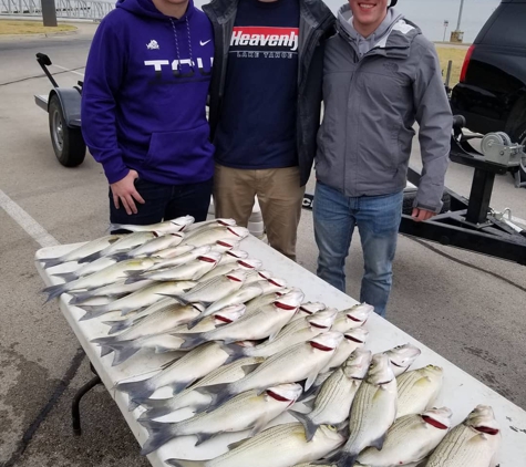 Final Cast Guide Service - Eagle Mountain Lake - Bridgeport, TX