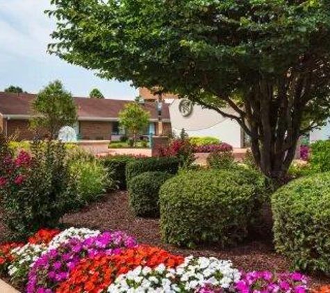 Delmar Gardens On The Green Skilled Nursing & Rehabilitation - Chesterfield, MO