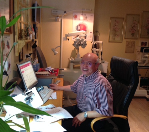 Alan Ming Optometrist - Mudgeeraba, QLD