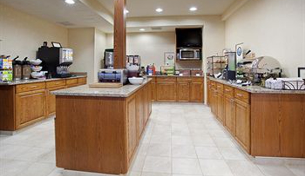 Country Inns & Suites - Greeley, CO