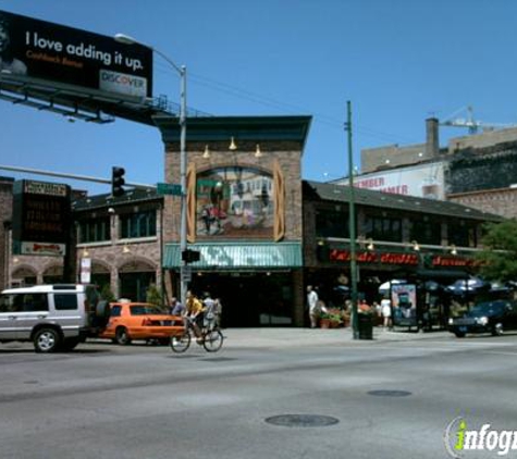 Portillo's Hot Dogs - Chicago, IL