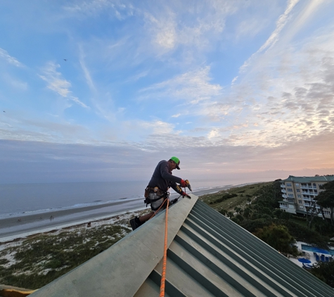 Roof Care LLC - Hilton Head Island, SC. Metal Roof Repair