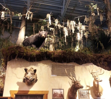 Bass Pro Shops - Tallahassee, FL