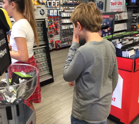 GameStop - Petaluma, CA