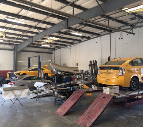 Monroy's Collision Repair - North Highlands, CA