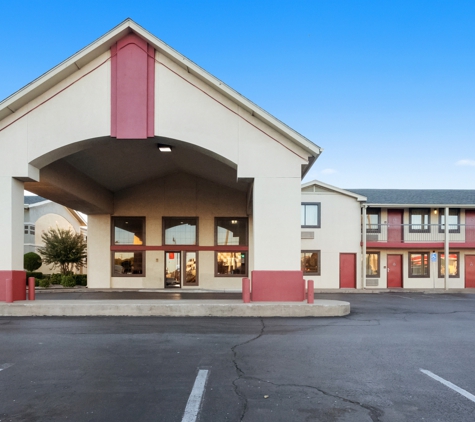 Red Roof Inn - Oklahoma City, OK