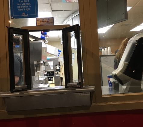 Dairy Queen Grill & Chill - Saukville, WI