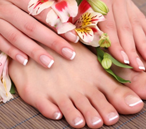 AV Nail Spa - Greenville, NC