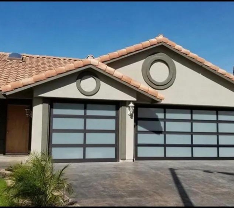 GARAGE DOORS HERO - Menifee, CA